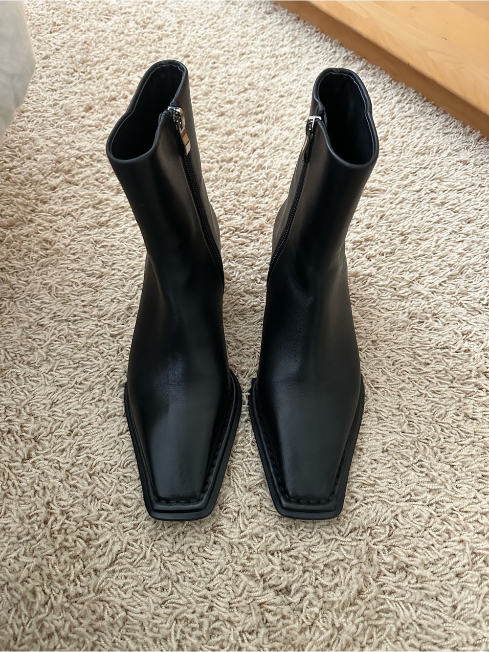L'INTERVALLE Black Ankle Boots